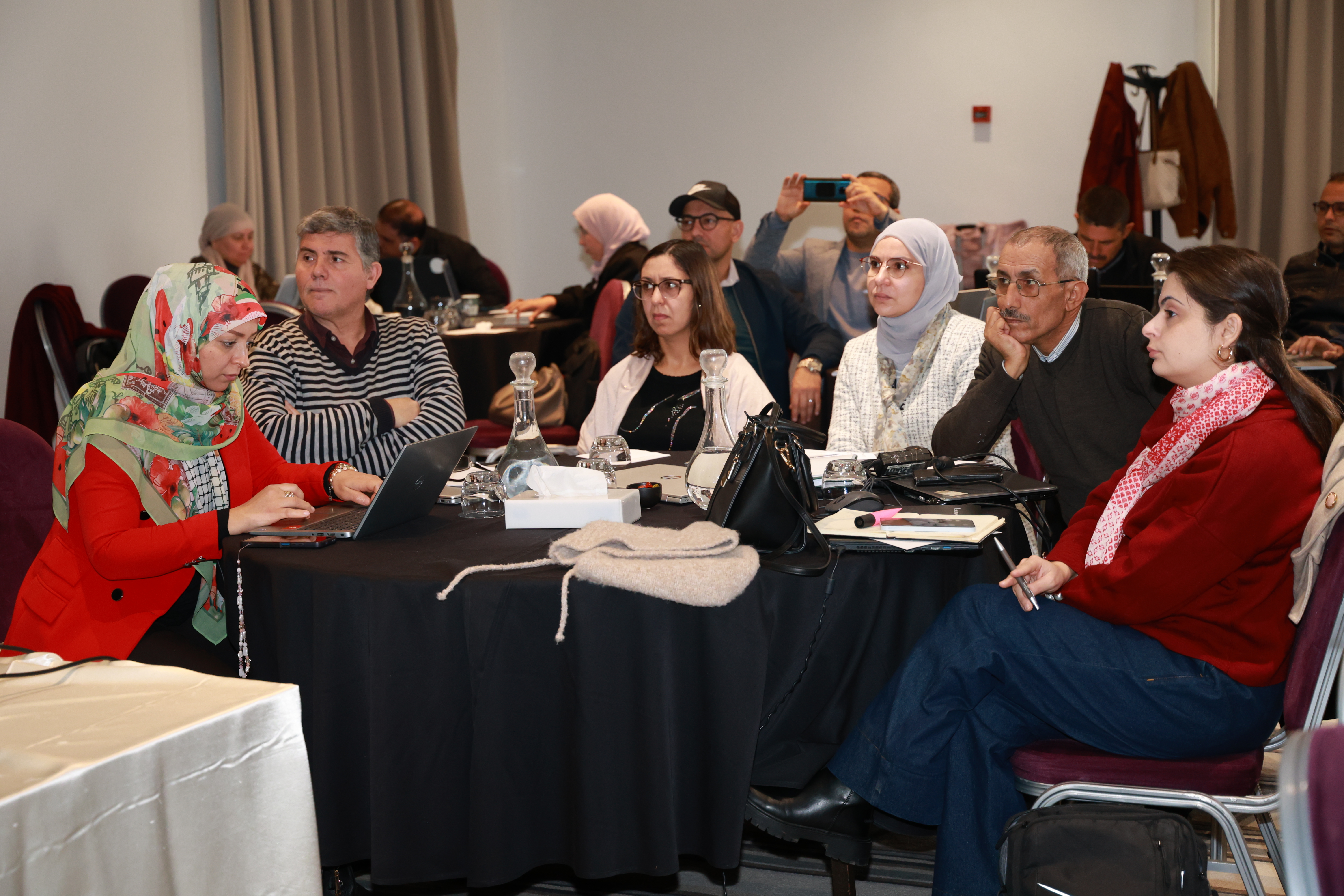 اختتام الدورة التكوينية الثالثة حول المحاسبة الكربونية لفائدة الأساتذة الجامعيين